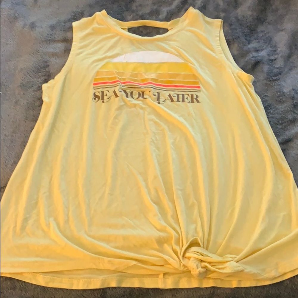 Girl’s sleeveless top